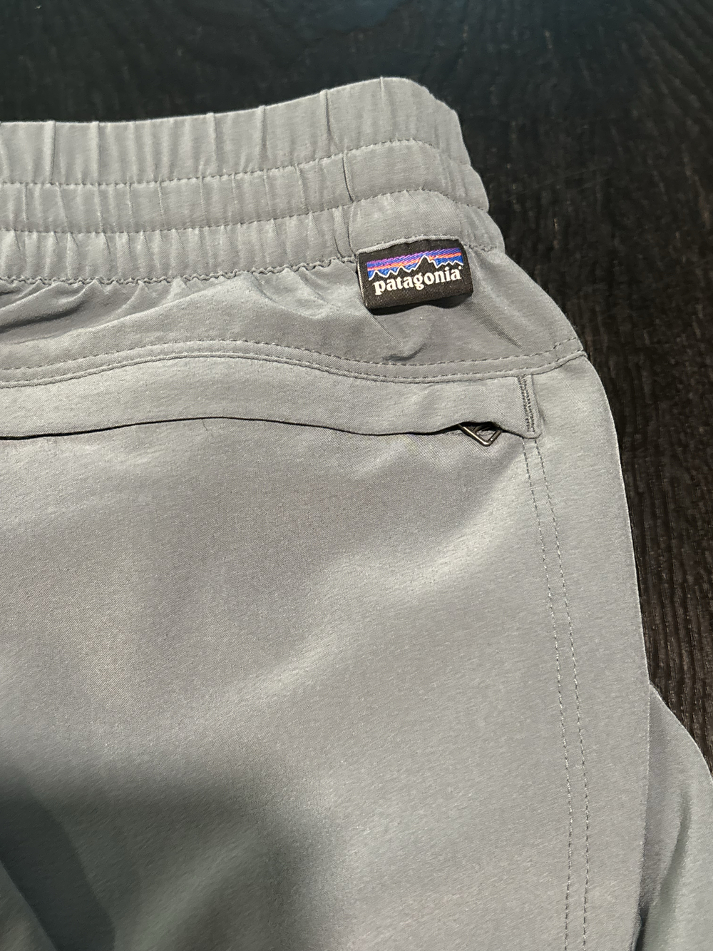 Patagonia grey drawstring cargo pants with elastic waist - Picture 7 of 7